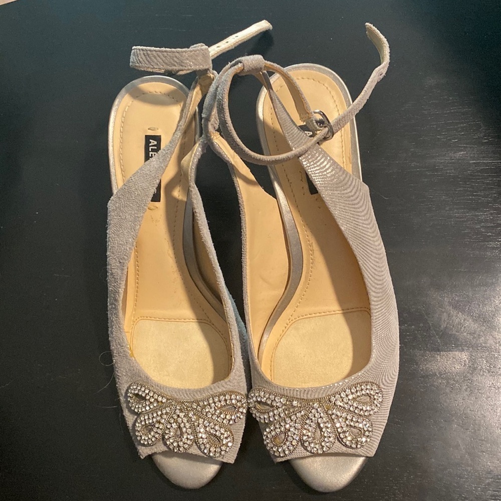 Alex Marie silver heels - Picture 1 of 4